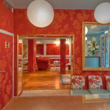 Louvre Bons Enfants 3*