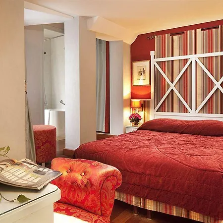 Louvre Bons Enfants 3*