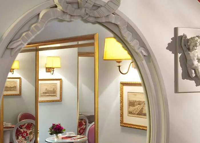 Louvre Bons Enfants 3*