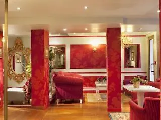 Louvre Bons Enfants Hotel