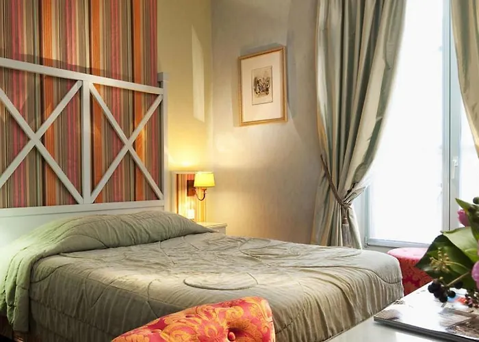 Louvre Bons Enfants 3* Paris