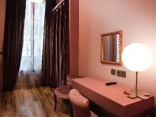 Hotel Louvre Bons Enfants París