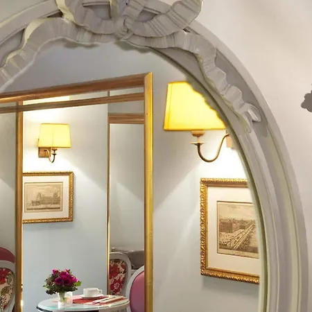 루브르 봉 앙팡 3*